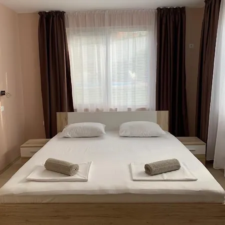 Rouge - Victoria סוזופול